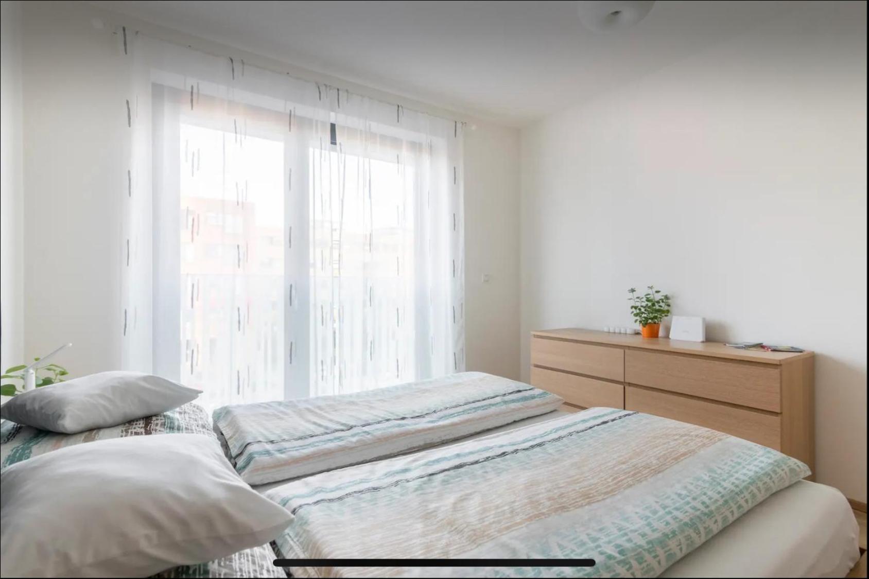 Rezidence Garden Towers - S Parkovanim Apartment